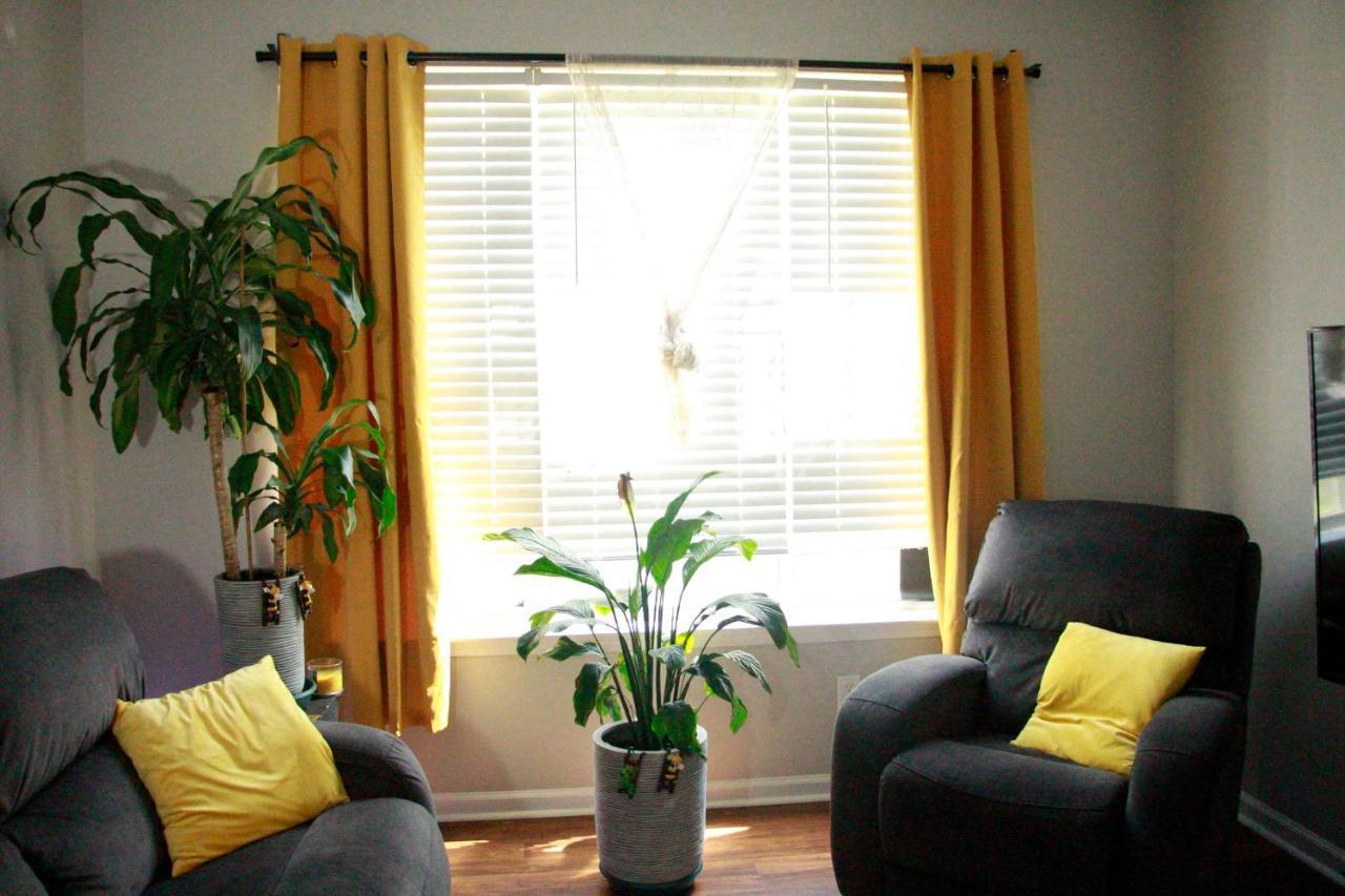 Minutes From Downtown 3Br Stylishhome-Free Parking ราลลี ภายนอก รูปภาพ